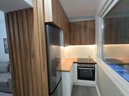 Apartament 1+1 me qira tek Shkolla e Kuqe