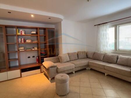 Qera, Apartament 2+1 , Liqeni Artificial, Tiranë.