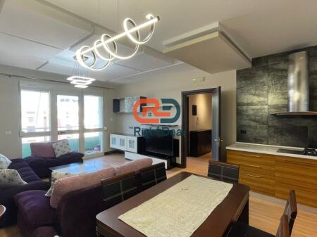 Ne Astir, Shitet Apartament 2+1 Me Hapesira Te Bollshme!