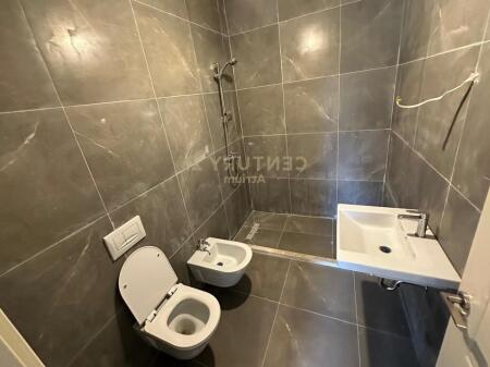 FOR SALE APARTMENT 2 + 1 + 2 + PARKING SPACE IN THE KINOSTUDIOS AREA