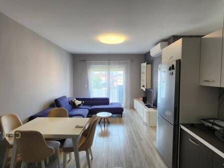 SHITET APARTAMENT 2+1 TEK 21 DHJETORI !