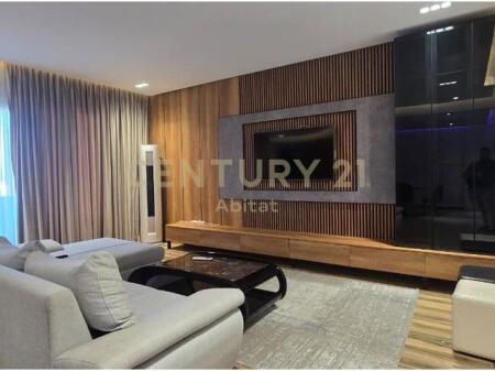 Apartment for rent 3+1+3+two parking spaces near Delijorgji Complex