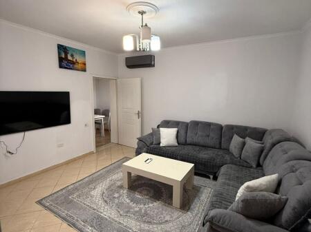 VILE ME QERA 2 KATESHE 5 MAJI 1.000 EURO