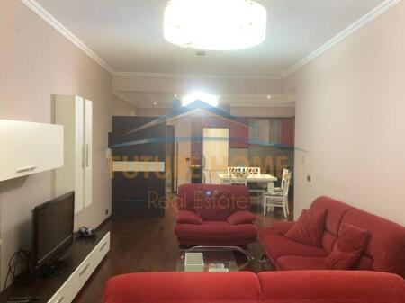 Shitet, Apartament 2+1+2+Post Parkimi, Rruga Marko Bocari