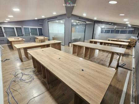 Ufficio In Affitto Presso Ex Mercato Elettrico (ID BZ2779) Tirana