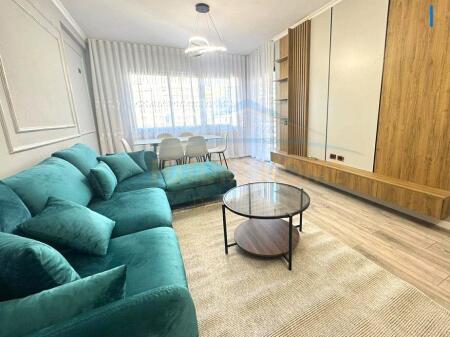 Shitet, Apartament 2+1+2 Vila L, Unaza e Re, Tirane