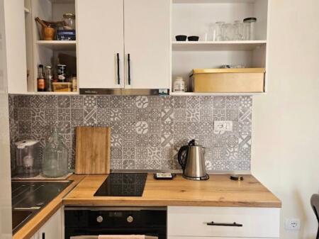 Jepet Me Qera Apartament 1+1+1 Ballkon