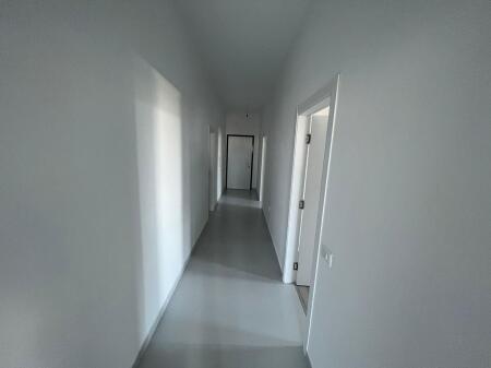 Zyre ose apartament bosh tek squer 21