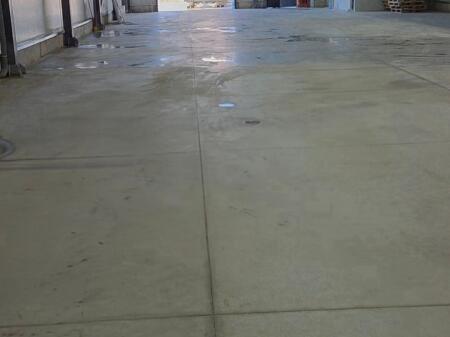 Warehouse 850m2 for rent