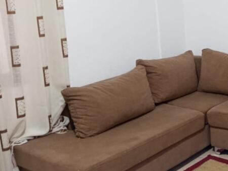 VILLA 2 FLOORS.40000 LEKE.FRESH