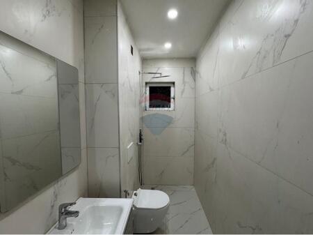 Apartment 1+1 for sale–Komuna Parisit.