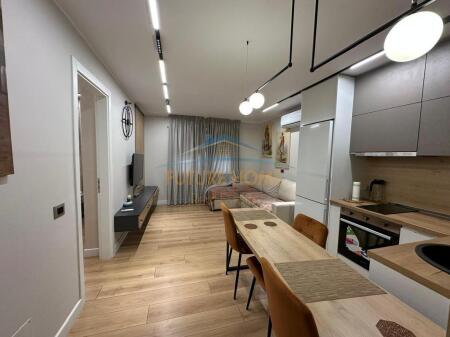 Qera, Apartament 1+1, Komuna e Parisit