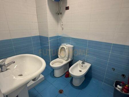 Shitet , Apartament 2+1+2 Vila L , Unaza e Re