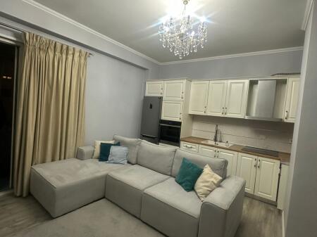 VENDESI APPARTAMENTO 1+1 CON IPOTECA VICINO A DELIJORGJI