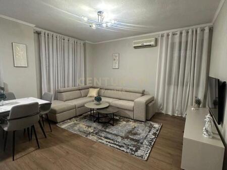 APARTMENT 1+1 FOR RENT IN THE CENTER in Tirana