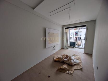 APPARTAMENTO 1+1 IN VENDITA IN VIA 5 MAJI VICINO AL CONCORD CENTER