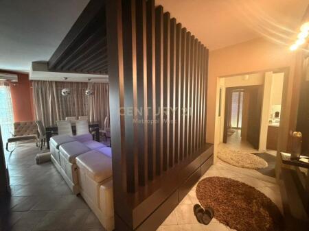 Apartment for sale on Mine Peza Street