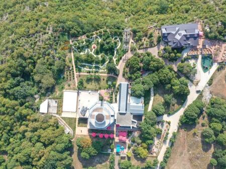 apartment 1+1 40 meters 2/ new furnished with acoustic insulation is given