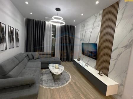 Qera, Apartament 2+1+Post Parkimi, Lake View Residence, Tiranë.