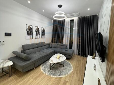 Qera, Apartament 2+1+Post Parkimi, Lake View Residence, Tiranë.