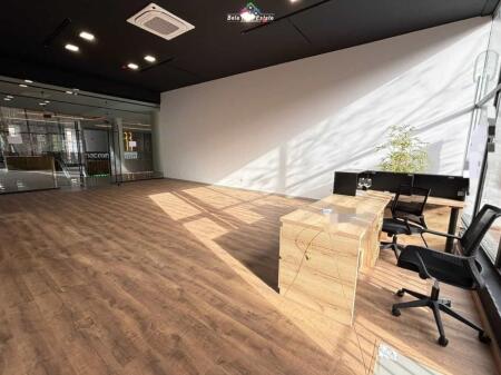 Zyre Me Qera Tek Garden Building (ID BZ2778) Tirane