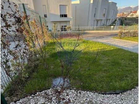 Villa for sale at Rezidenca Alba in Farke.