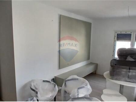 Apartamenti me qera 2+1+2 te kodra e diellit