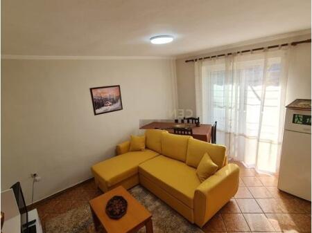 Apartment 2+1 for rent near the Artistic High School.