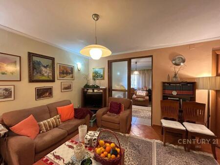 APARTAMENT 2+1 PAS AMBASADES AMERIKANE