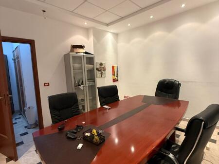 Zyre me qera be qender