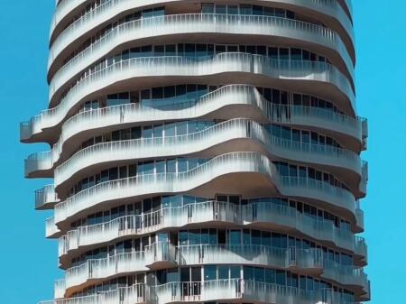 🌇 Apartment 1+1 for Sale – TIRANA’S ROCK, Skënderbej Square