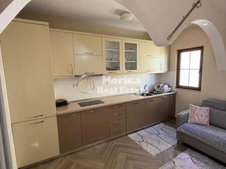 Qera | Vilë 2 +1+2 | Rruga 5 Maji | 900 €/muaj