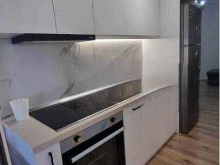 Shitet Apartament 1+1 në Don Bosko 125,000 €