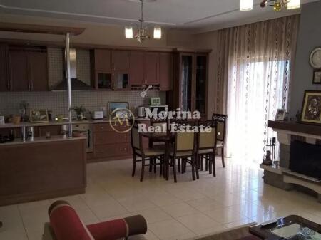 Qera | Vilë 2 + 1 | Rruga Andrea Skanjeti | 900 €/muaj