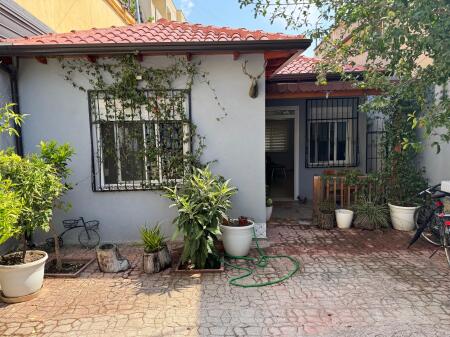 Private House for rent at the Court