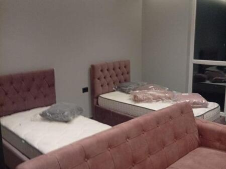 Jepet garsoniere me qira në zonën 5 Maj (concordi) – E sapo mobiluar!