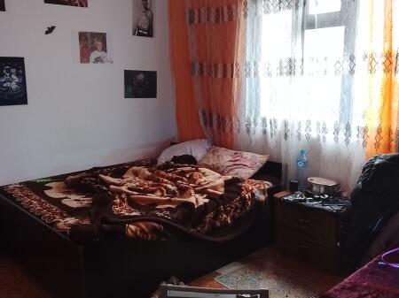 Ndarje qeraje per vajza