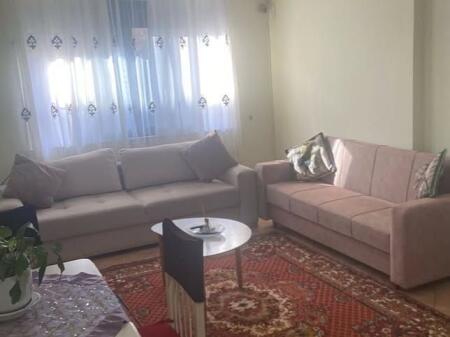 AFFITTASI APPARTAMENTO 1+1 – PAZARI I RI, Via Riza Cerova (vicino alla Scuola Partizani, 
