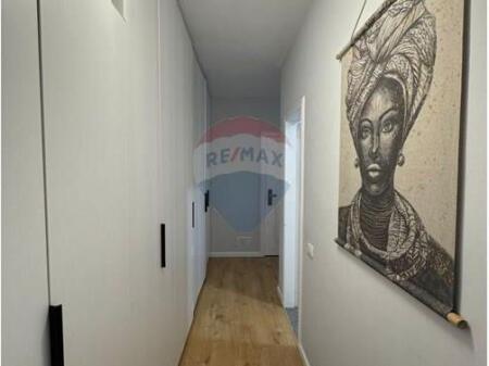 Shitet apartament 2+1+2+Post Parkimi ne Astir, prane Vila L.