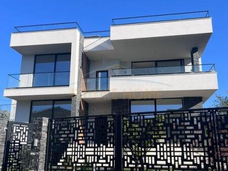 FOR SALE 2-STOREY VILLA IN SAUK