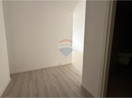 SHITET APARTAMENT 1+1 – KOMPLEKSI “E 88”, LAPRRAKË
