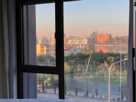 🏡Me Qera: Apartament 2+1+2wc + 1 Post Parkimi - (📍Liqeni i Thate) || I Sapo Mobiluar