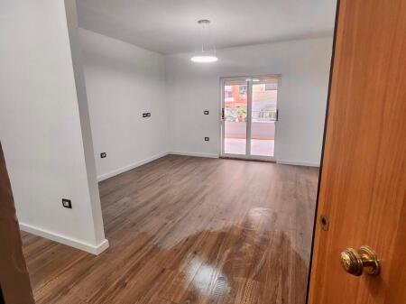 📣 SHITET Apartament 1+1 Me Verande 📍 Komuna e Parisit ✨