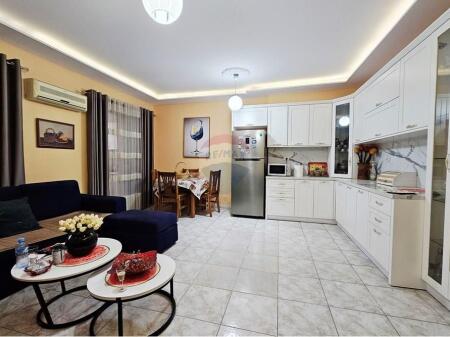 Apartament 2+1 ne shitje te Hipoteka