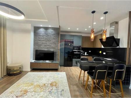 APARTMENT 2+1 PLUS PARKING AT PANORAMA COMPLEX!