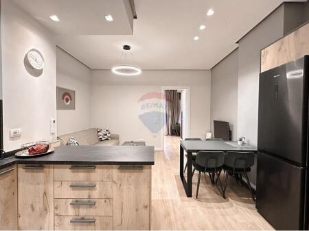 Tre apartamente 1+1 per shitje ne Qender