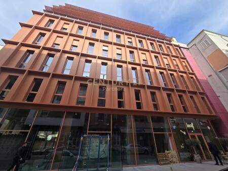 Apartament 2+1 per shitje ne zonen e Bllokut