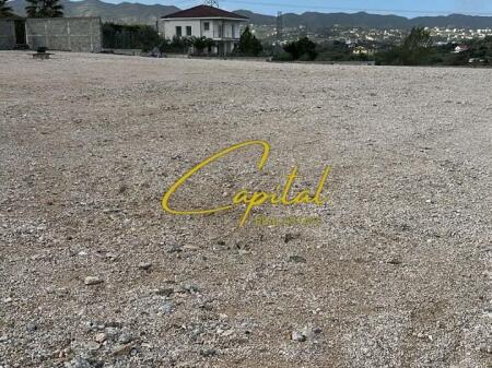 TOKE ME QIRA 1.600 M2 KASHAR 60.000 LEKE