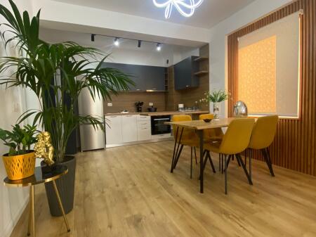 Shitet Apartament 1+1 ne golem