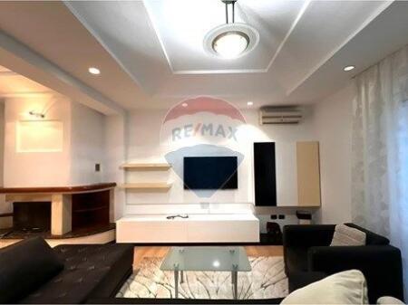 Apartment for rent on Elbasanit street